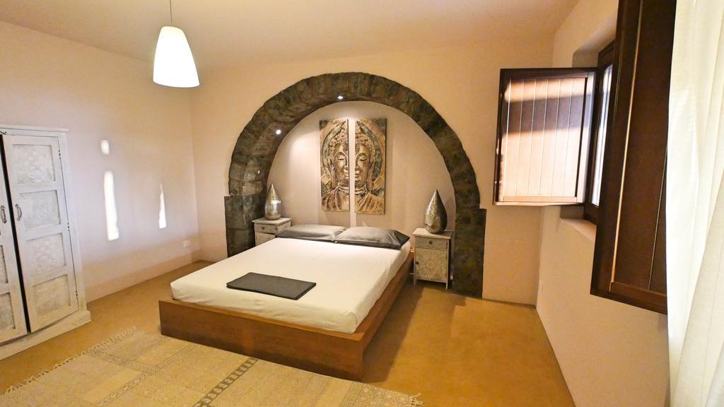 Tgi Dammusi Preziosi Apartment Scauri  Luaran gambar