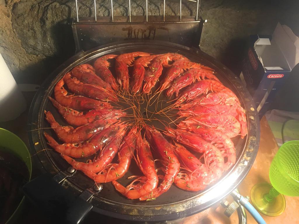 Tgi Dammusi Preziosi Apartment Scauri  Luaran gambar