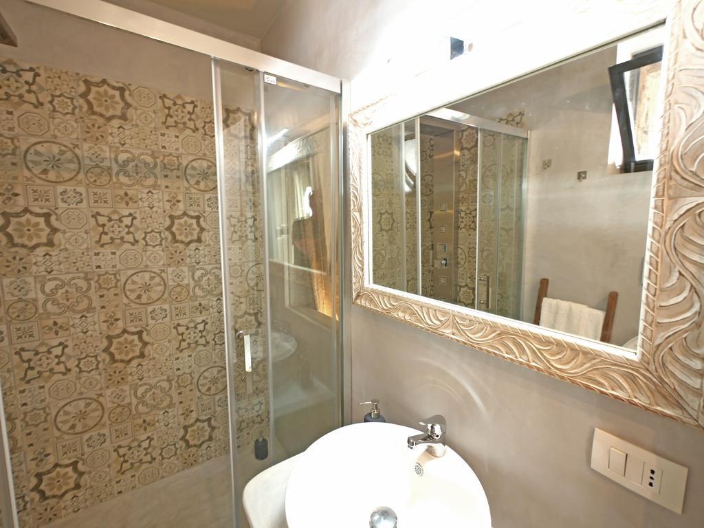 Tgi Dammusi Preziosi Apartment Scauri  Luaran gambar