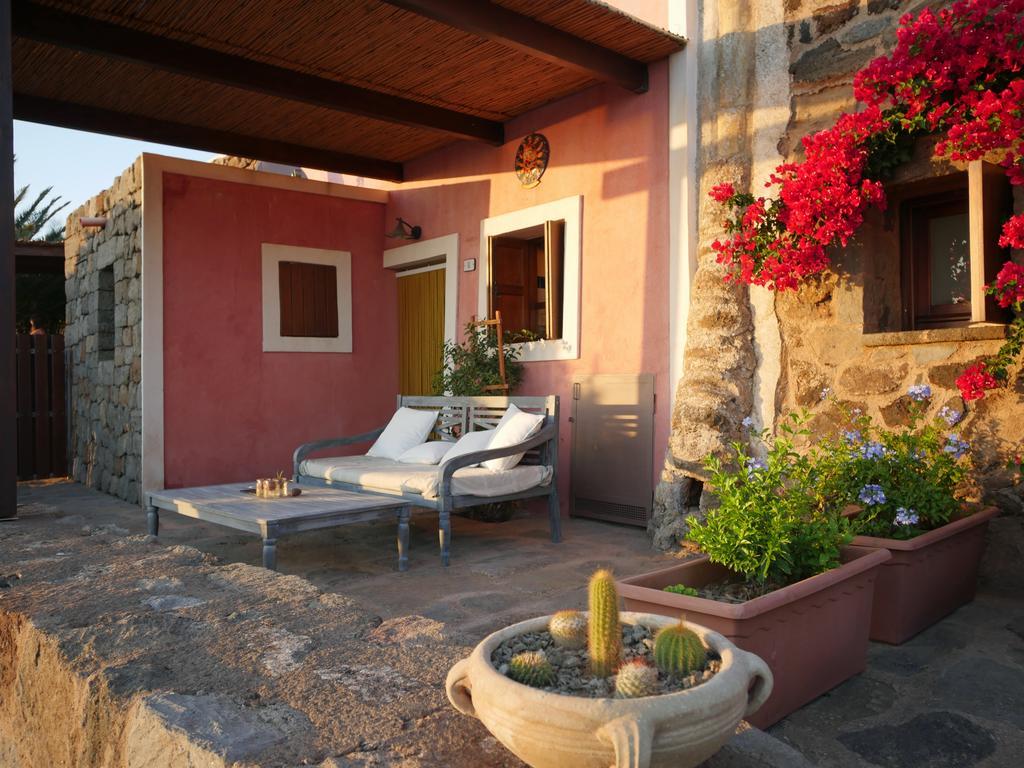 Tgi Dammusi Preziosi Apartment Scauri  Luaran gambar